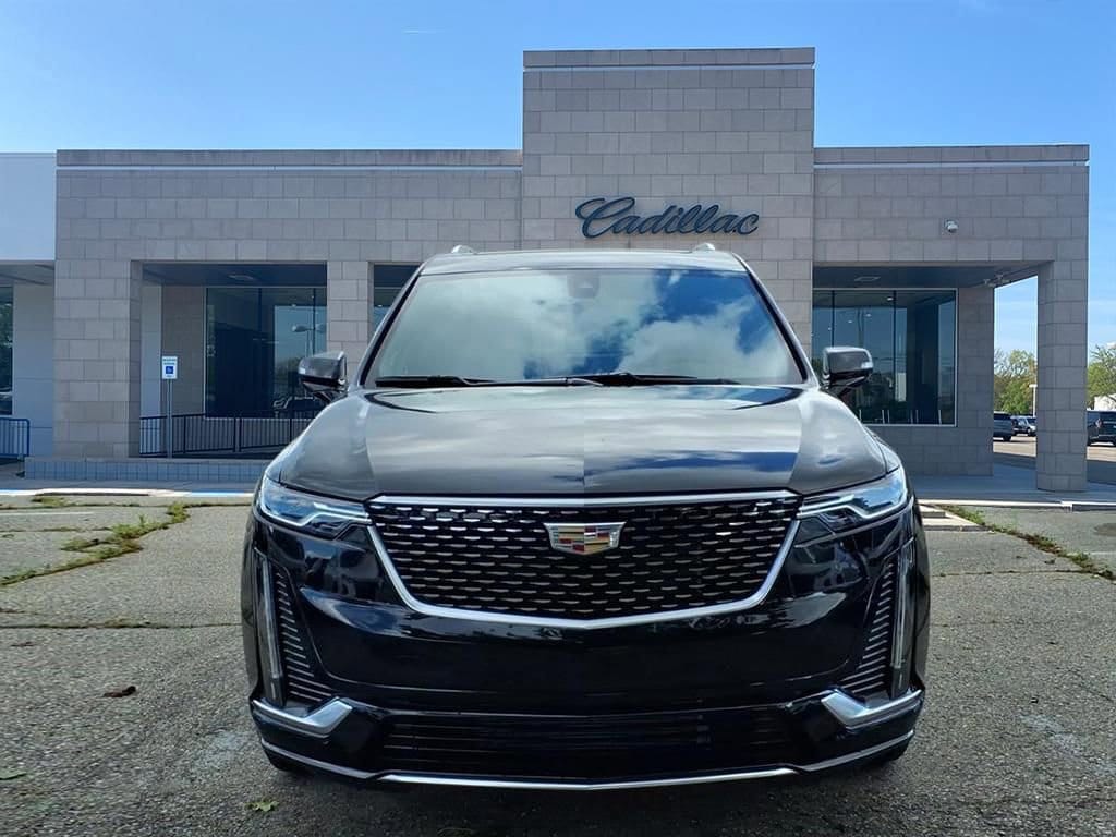 New 2025 CADILLAC XT6 Premium Luxury SUV