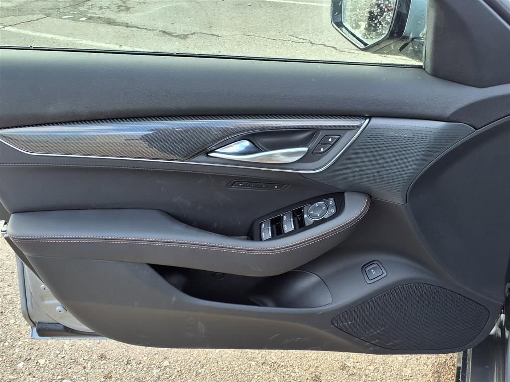 Thumbnail: 2026 Cadillac CT5 - 11