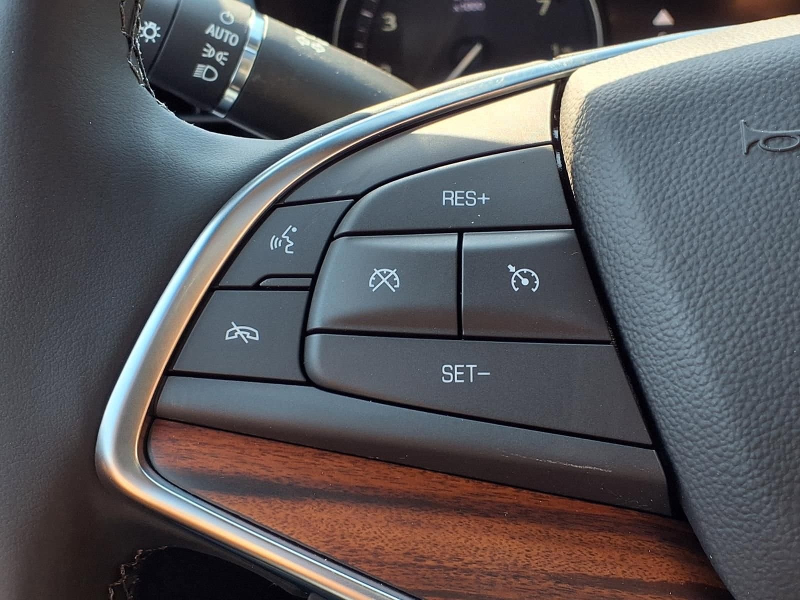 Thumbnail: 2026 Cadillac XT5 - 21