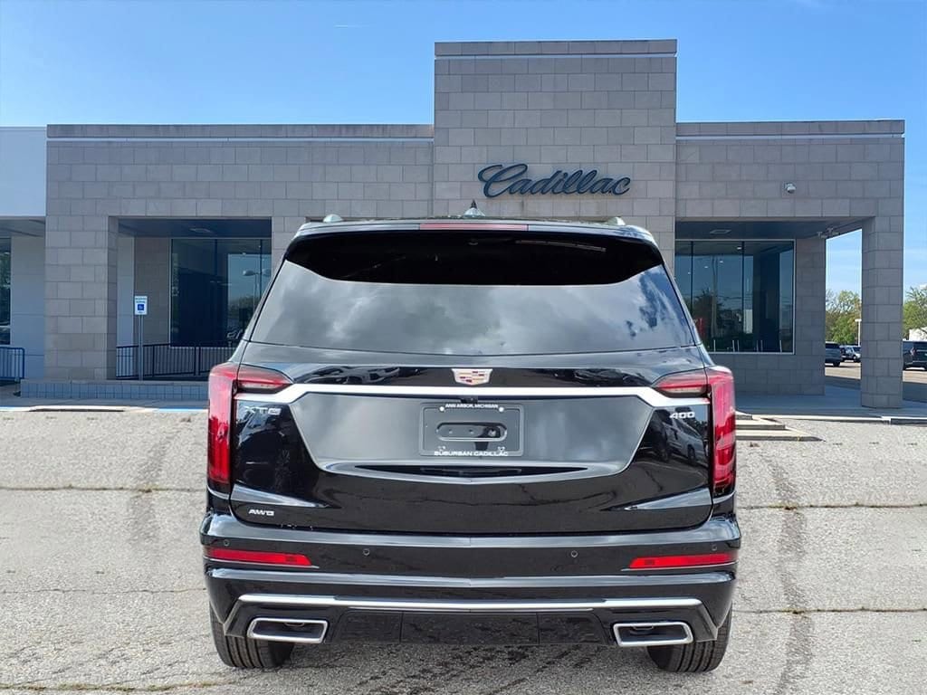 Thumbnail: 2025 Cadillac XT6 - 5