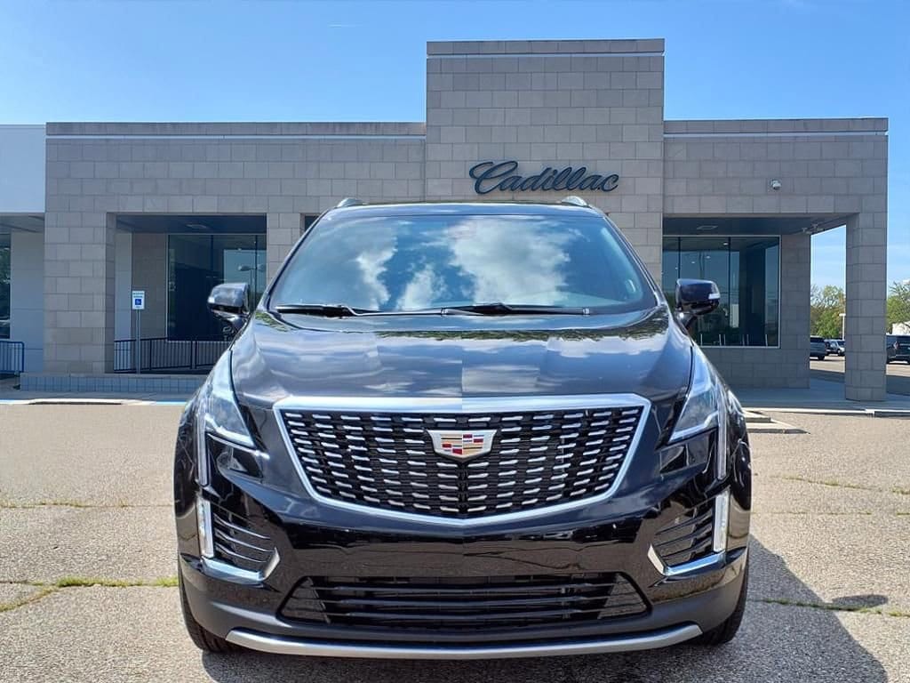 Thumbnail: 2025 Cadillac XT5 - 2
