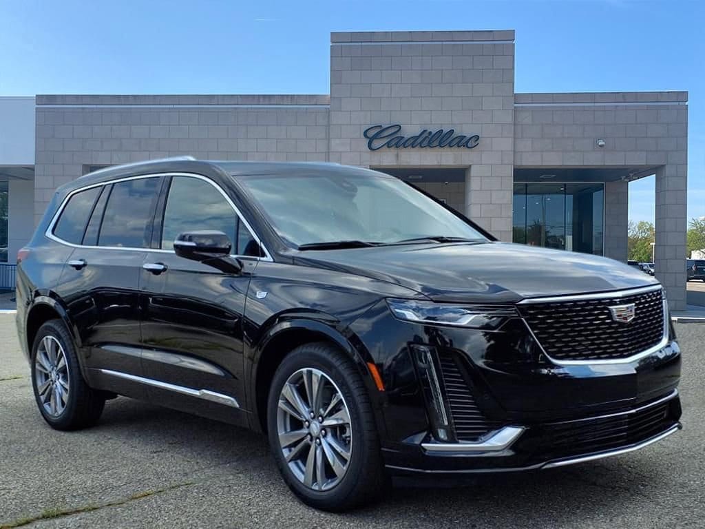 Thumbnail: 2025 Cadillac XT6 - 3