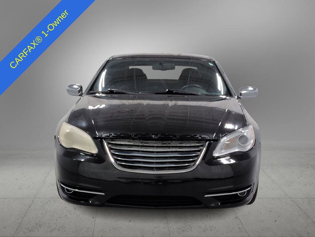 Used 2013 Chrysler 200 Limited Sedan