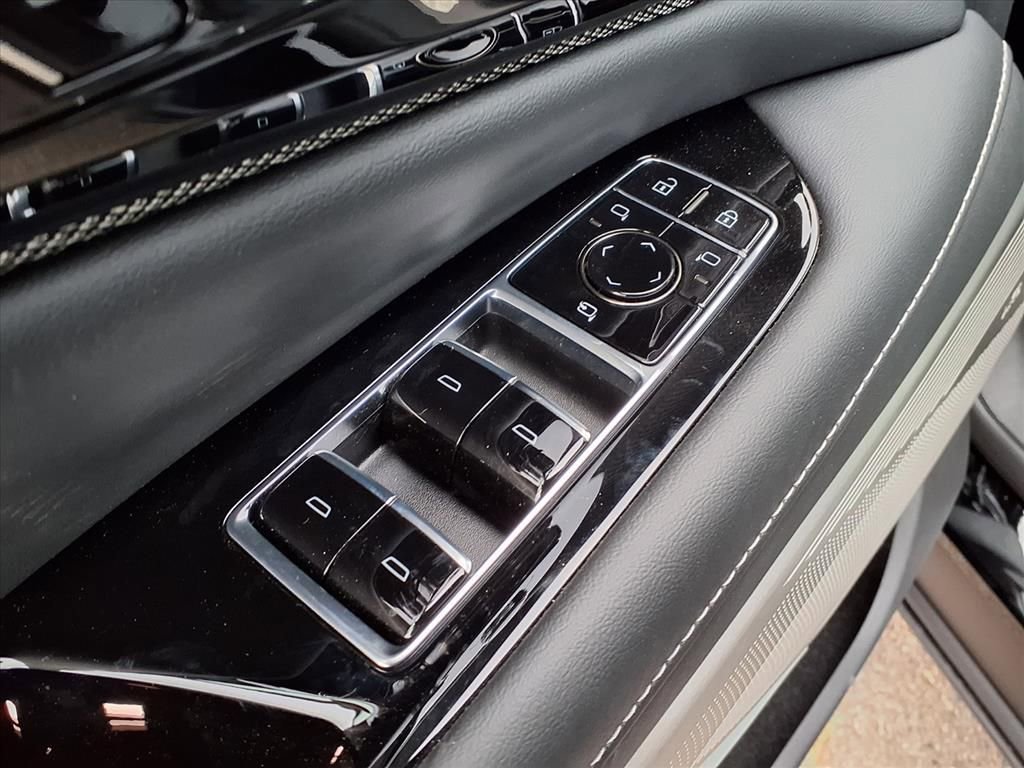 Thumbnail: 2026 Cadillac Optiq - 13