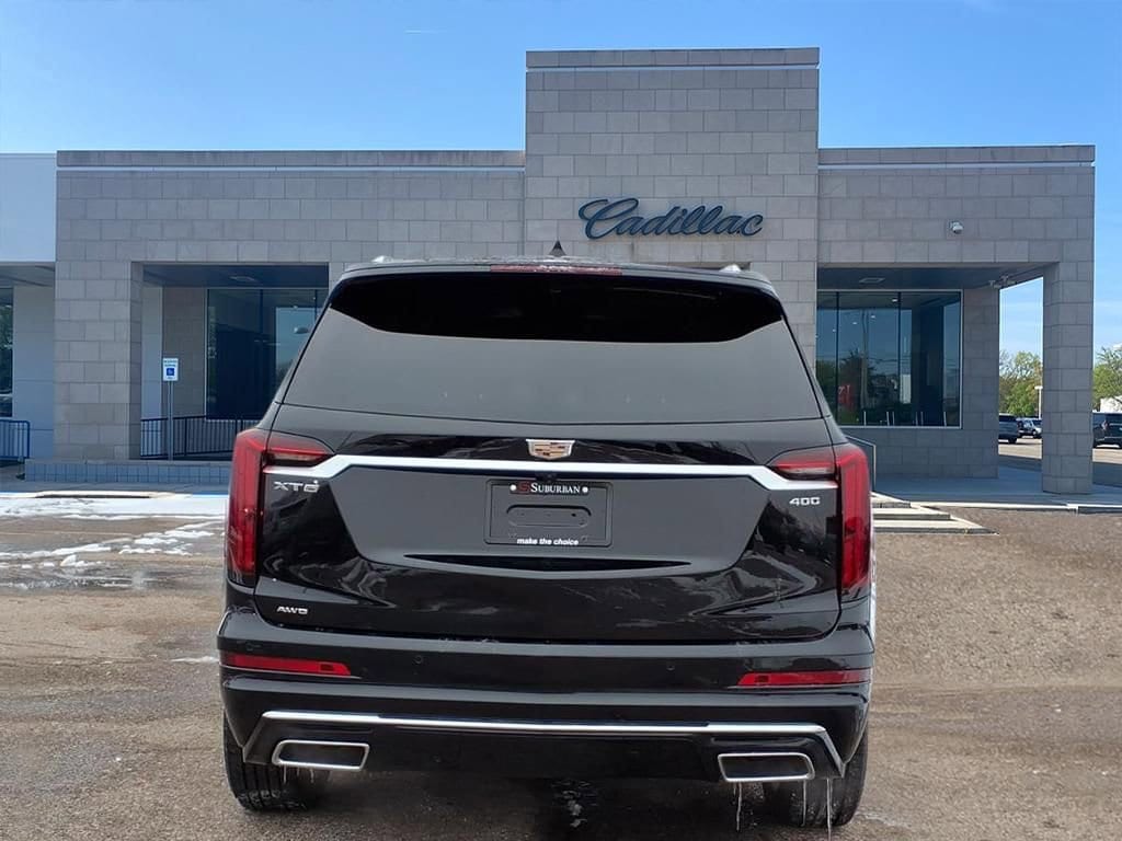 Thumbnail: 2025 Cadillac XT6 - 5