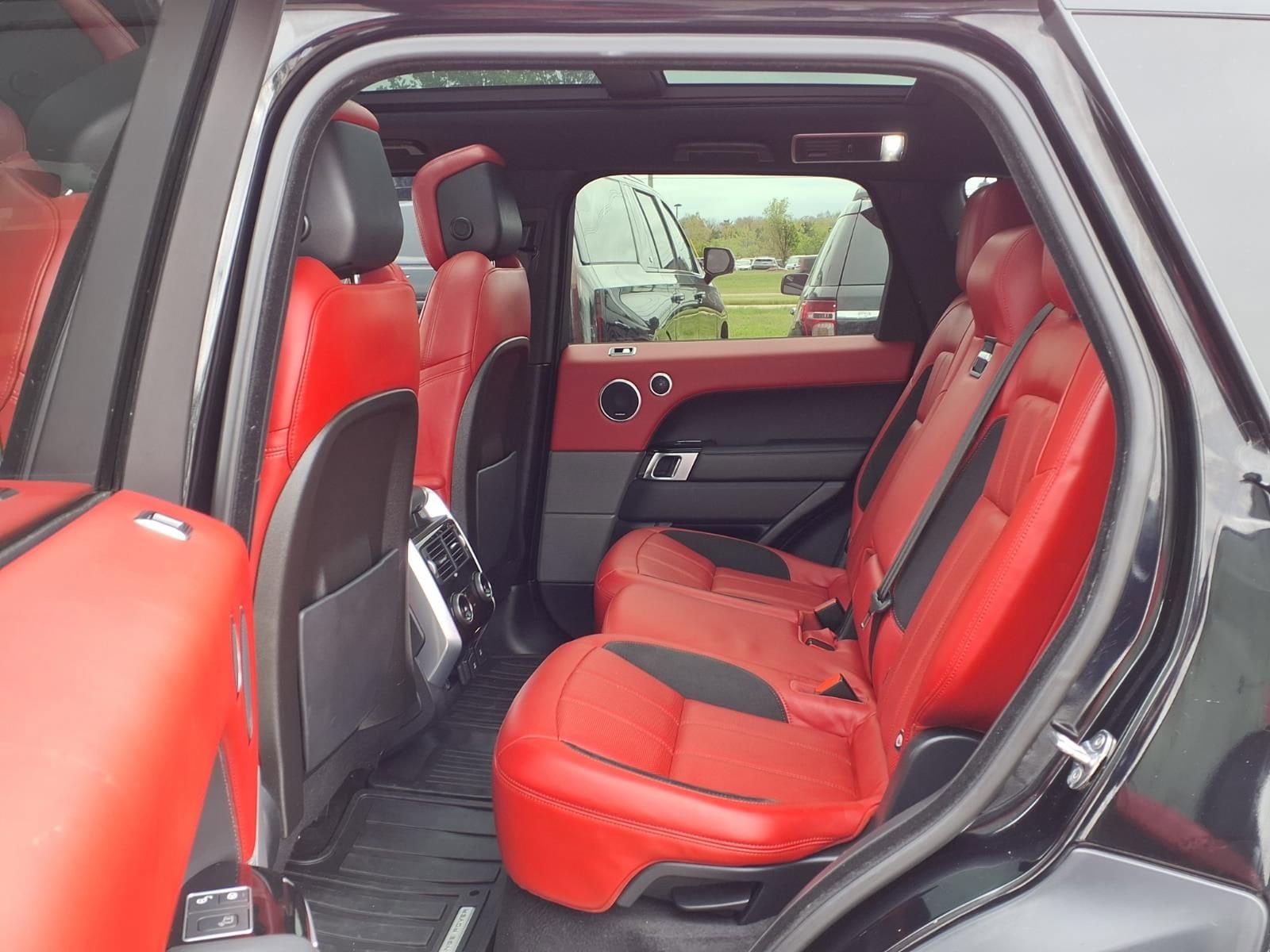 Thumbnail: 2019 Land Rover Range Rover Sport - 11
