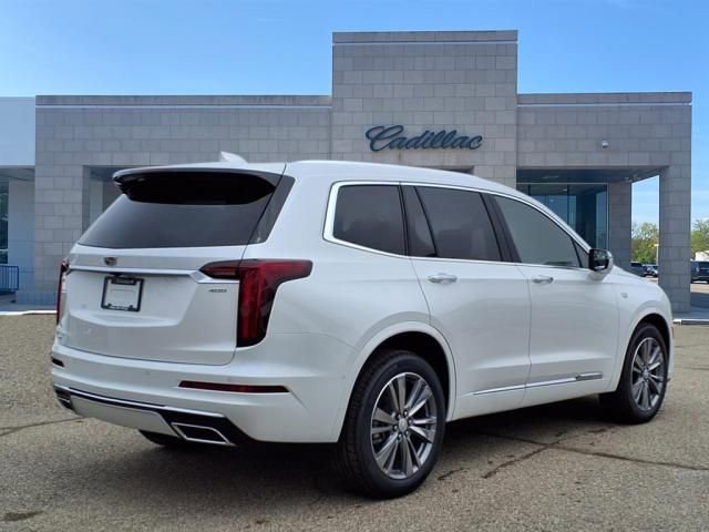 Thumbnail: 2025 Cadillac XT6 - 4