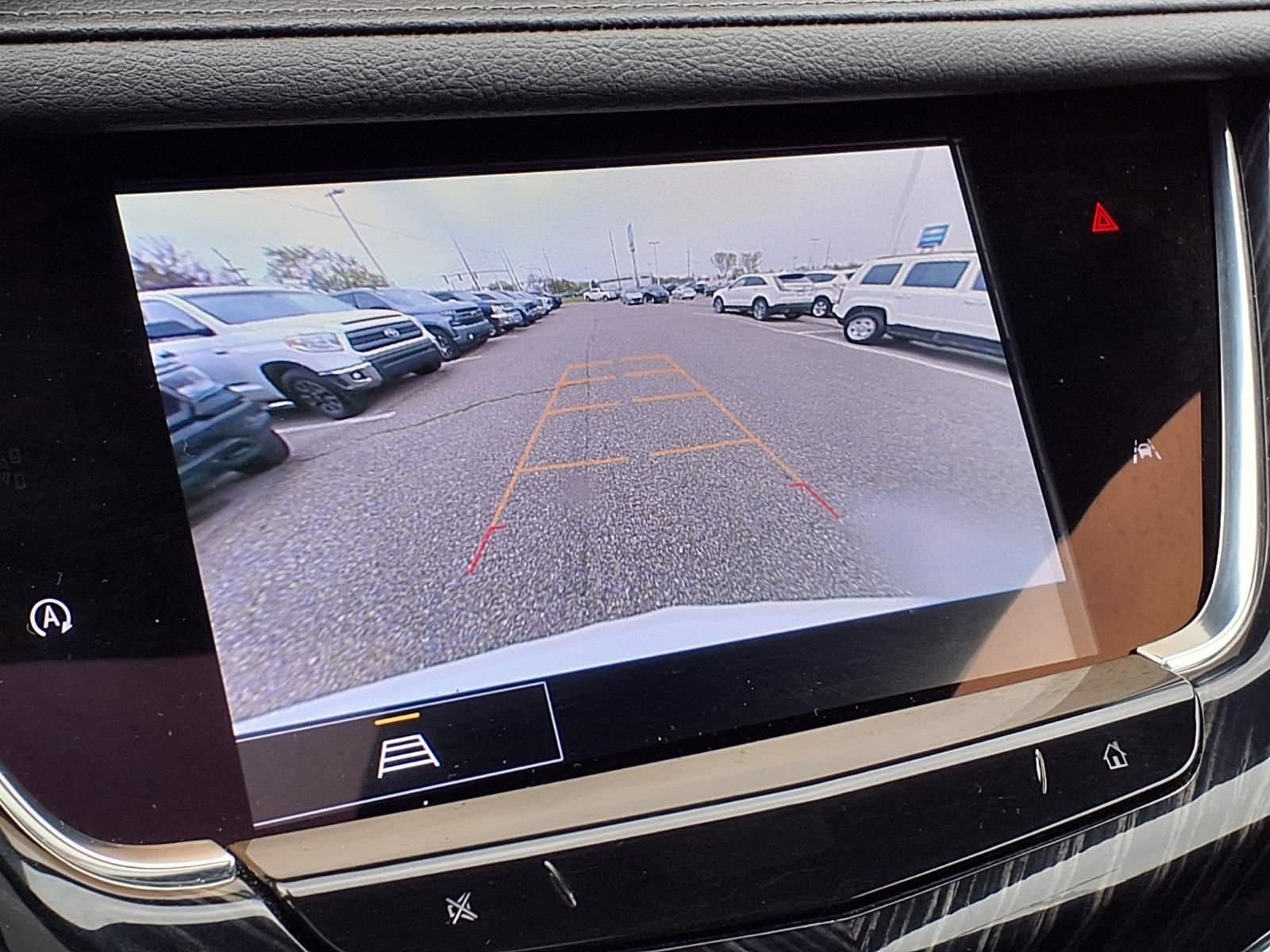 Thumbnail: 2023 Cadillac XT6 - 23
