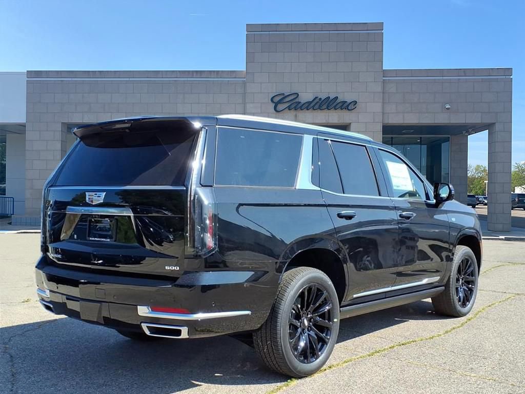 2026 Cadillac Escalade Luxury photo 4