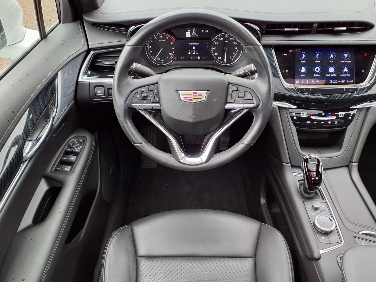 Thumbnail: 2023 Cadillac XT6 - 12