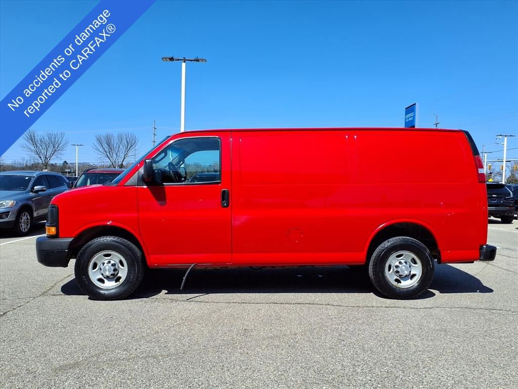 Thumbnail: 2017 Chevrolet Express - 9
