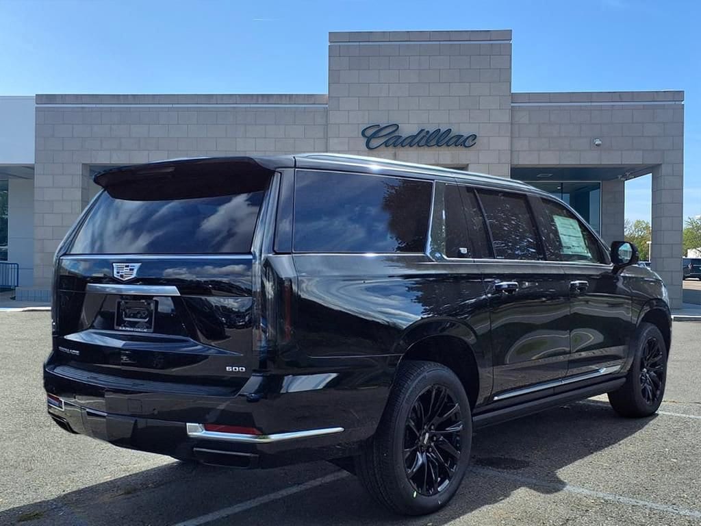 Thumbnail: 2026 Cadillac Escalade - 4