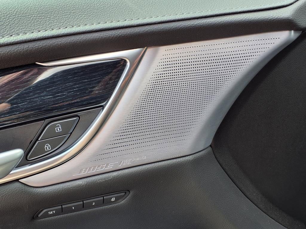 Thumbnail: 2025 Cadillac XT5 - 13