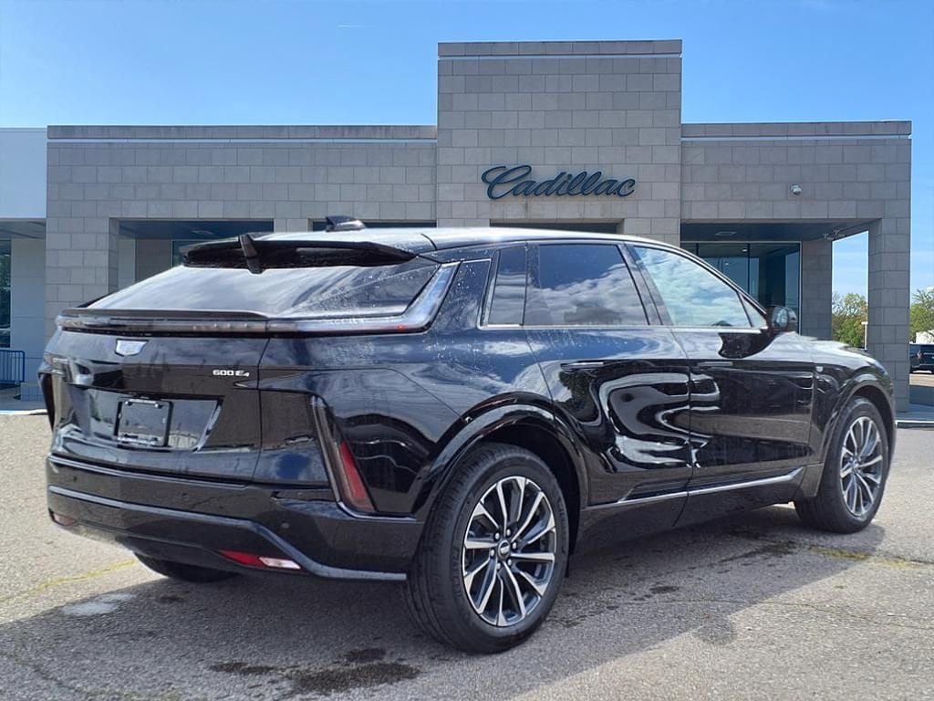 2025 Cadillac Lyriq Sport 1 4