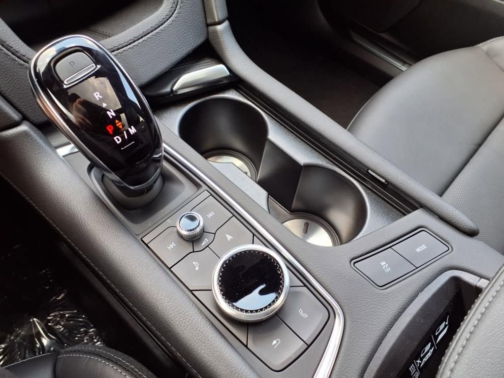 Thumbnail: 2025 Cadillac XT5 - 19