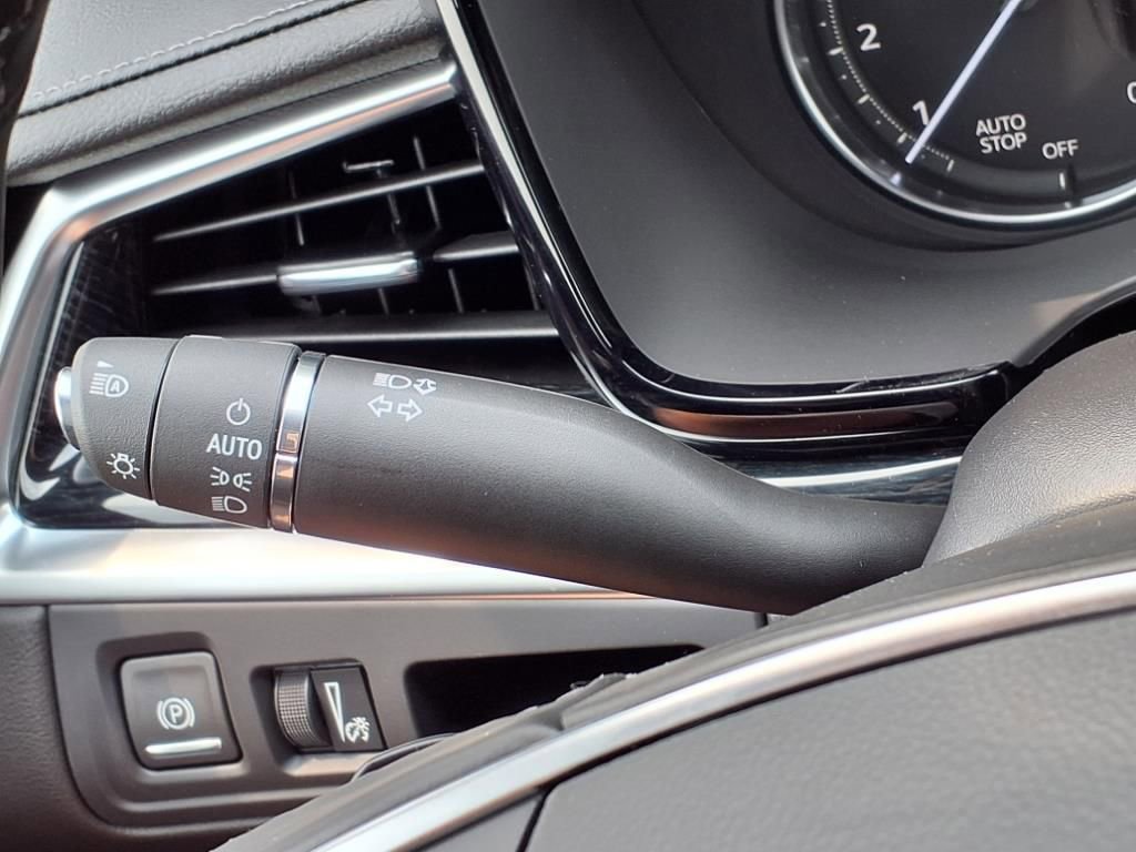 Thumbnail: 2025 Cadillac XT5 - 18