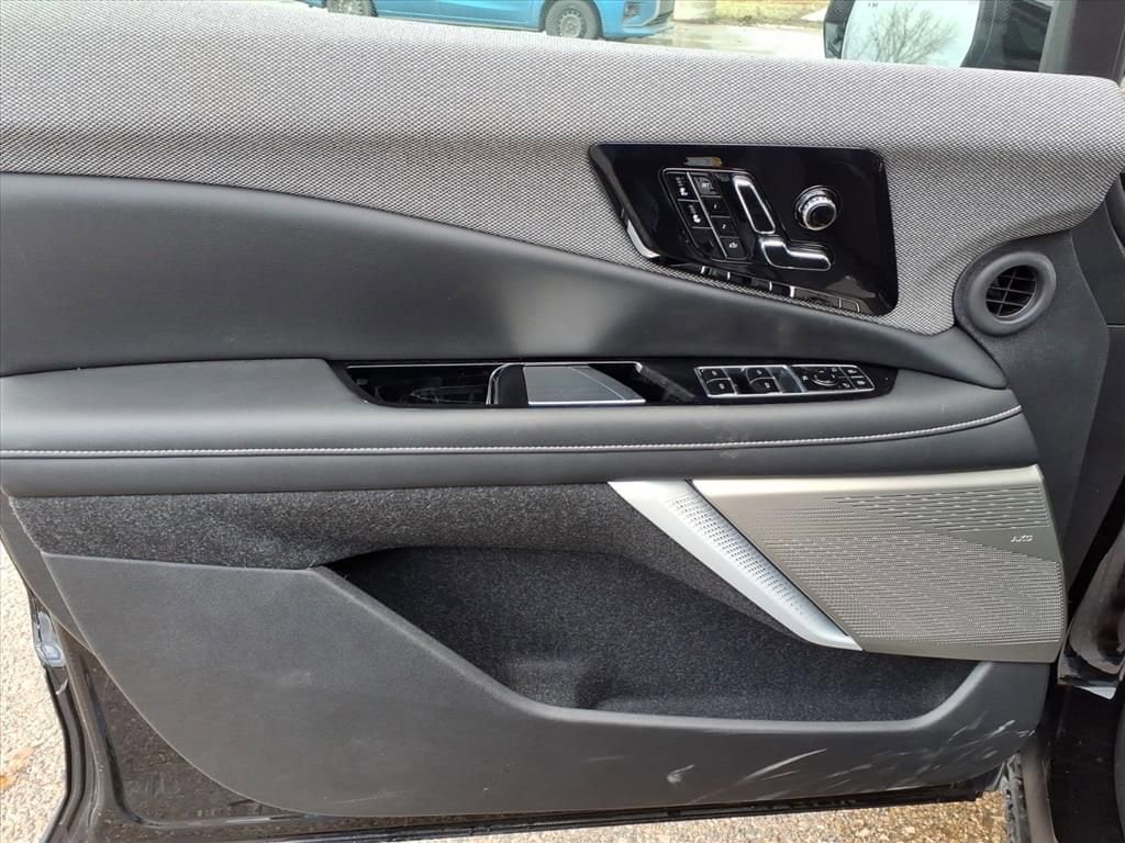 Thumbnail: 2026 Cadillac Optiq - 12