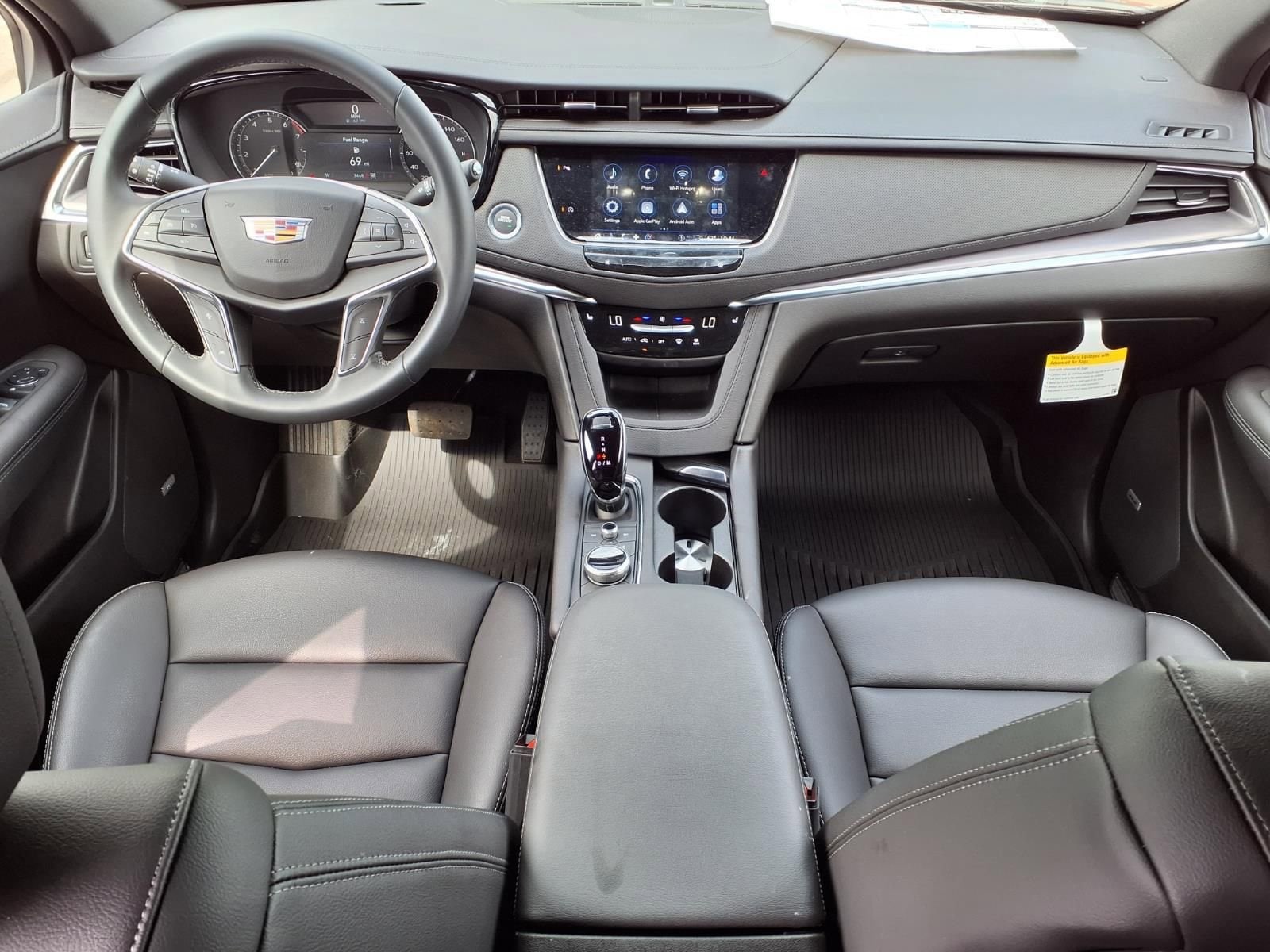 Thumbnail: 2026 Cadillac XT5 - 9
