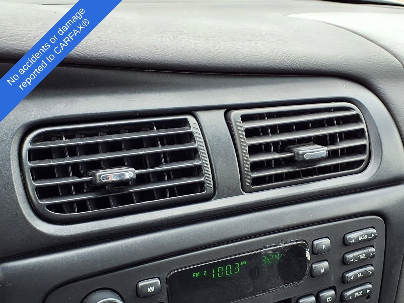 Thumbnail: 2000 Ford Taurus - 24