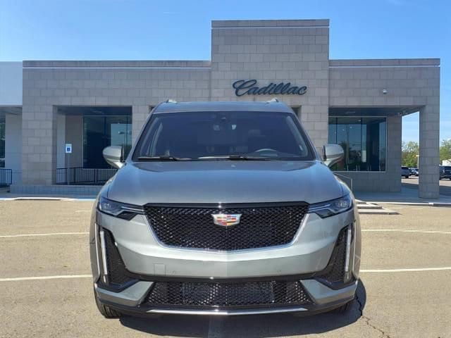 2025 Cadillac XT6 Sport 3