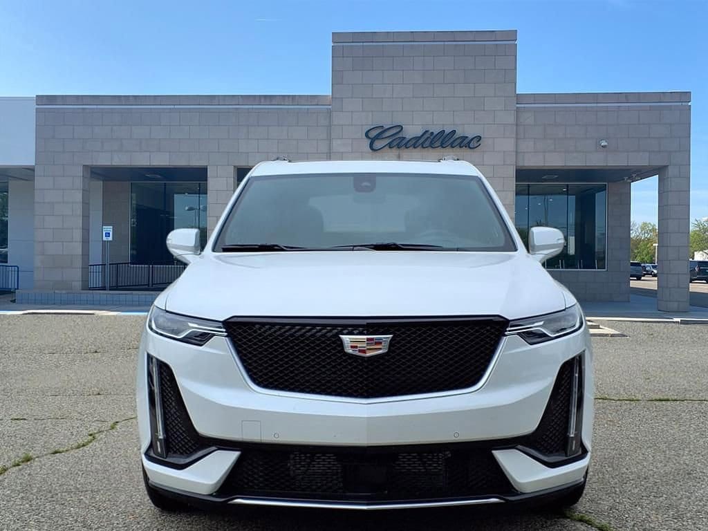 Thumbnail: 2025 Cadillac XT6 - 2