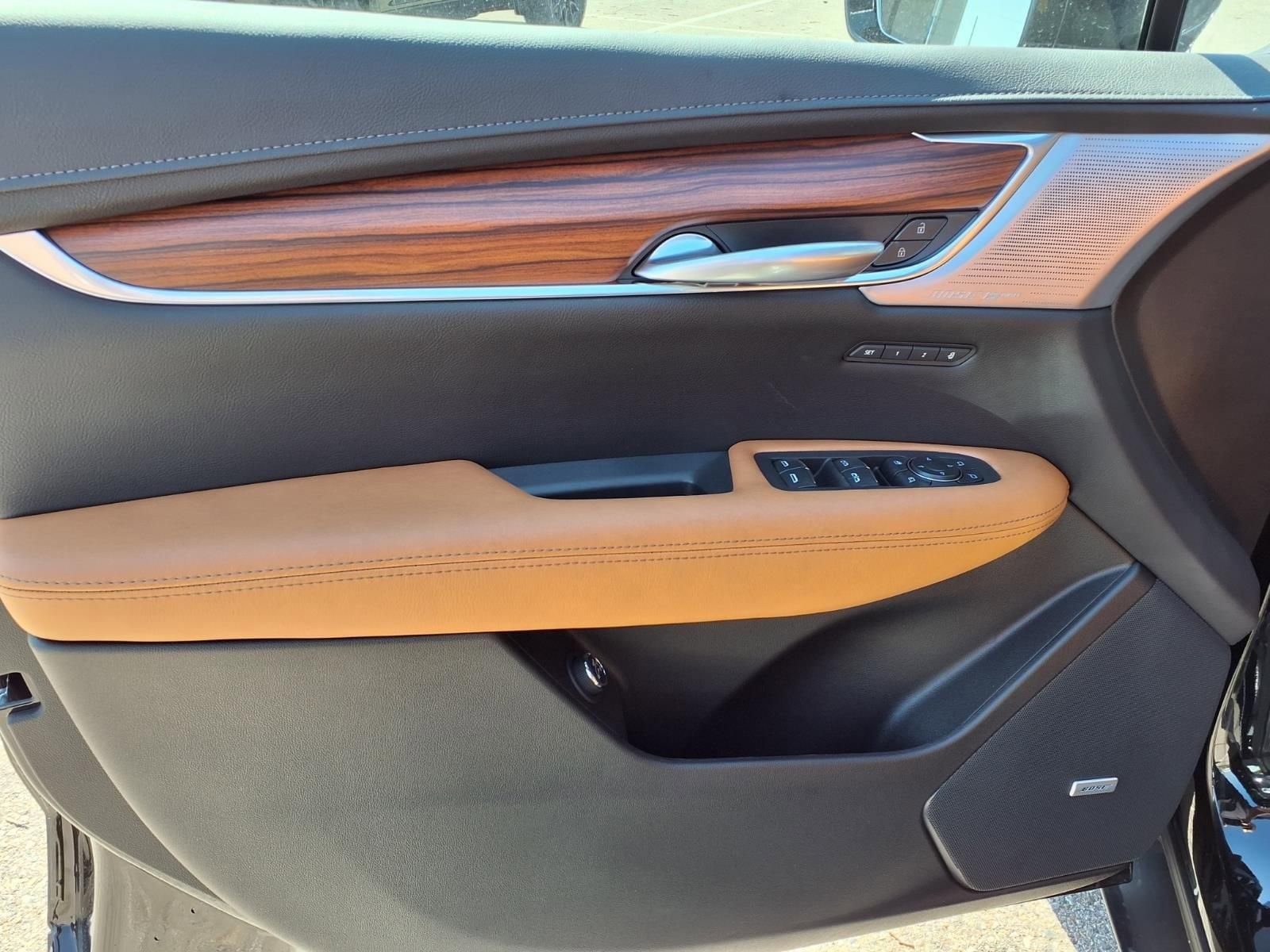 Thumbnail: 2026 Cadillac XT5 - 10