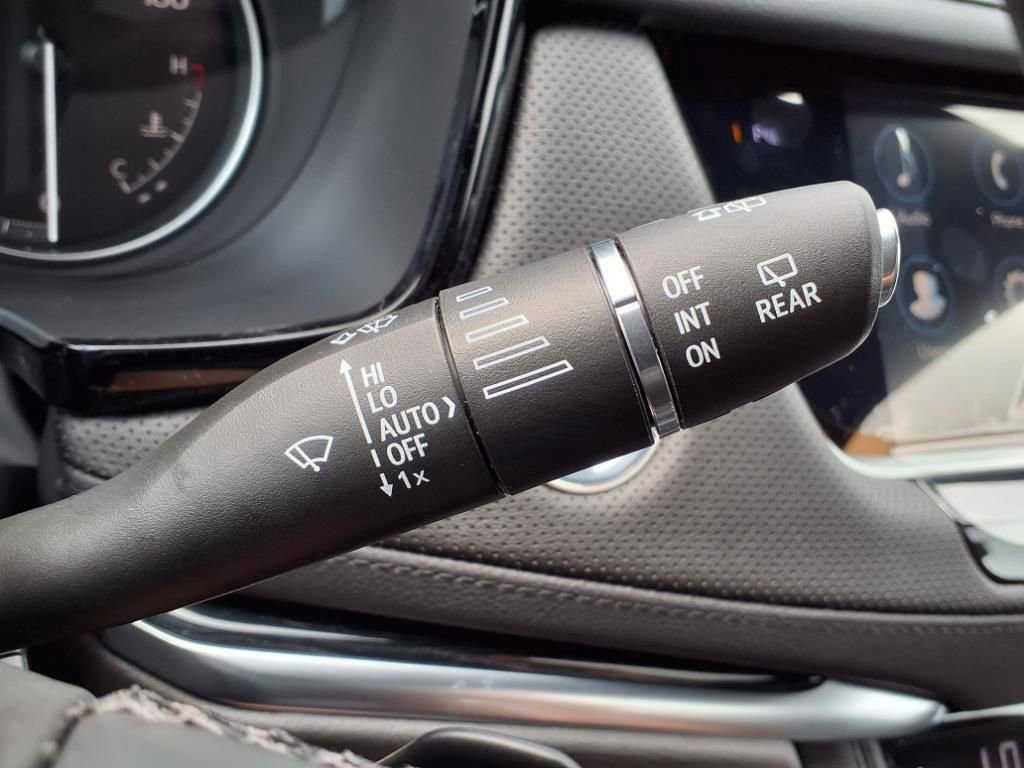 Thumbnail: 2025 Cadillac XT5 - 16