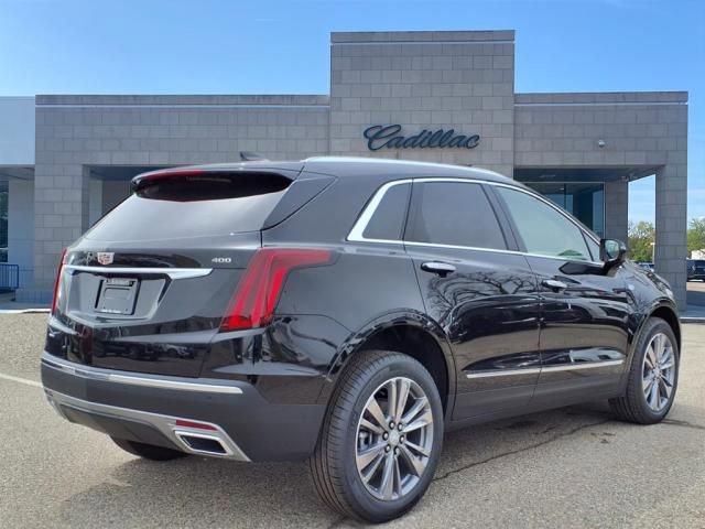 Thumbnail: 2025 Cadillac XT5 - 4