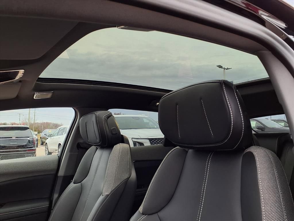 Thumbnail: 2026 Cadillac Optiq - 16