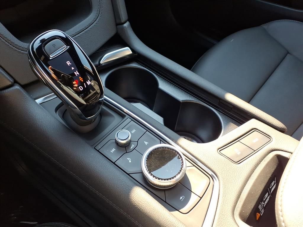 Thumbnail: 2025 Cadillac XT5 - 22