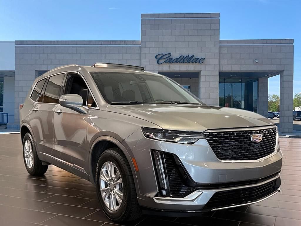 Thumbnail: 2025 Cadillac XT6 - 3
