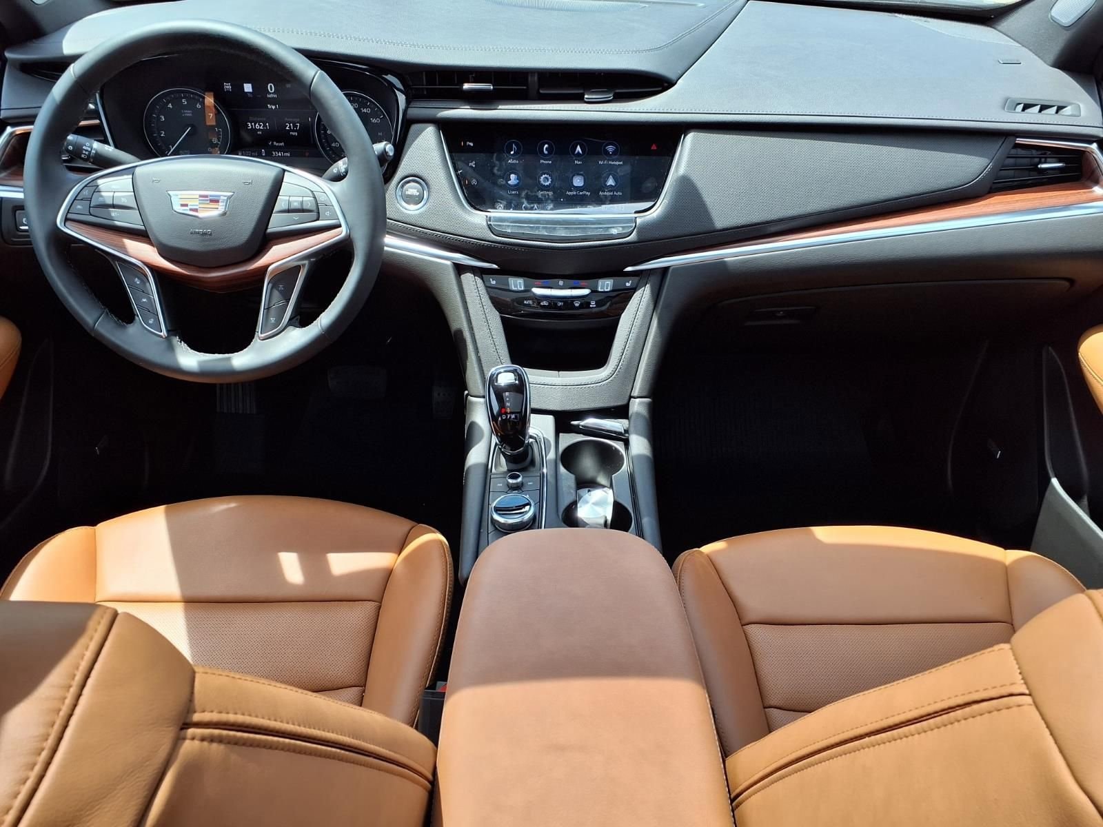 Thumbnail: 2026 Cadillac XT5 - 10