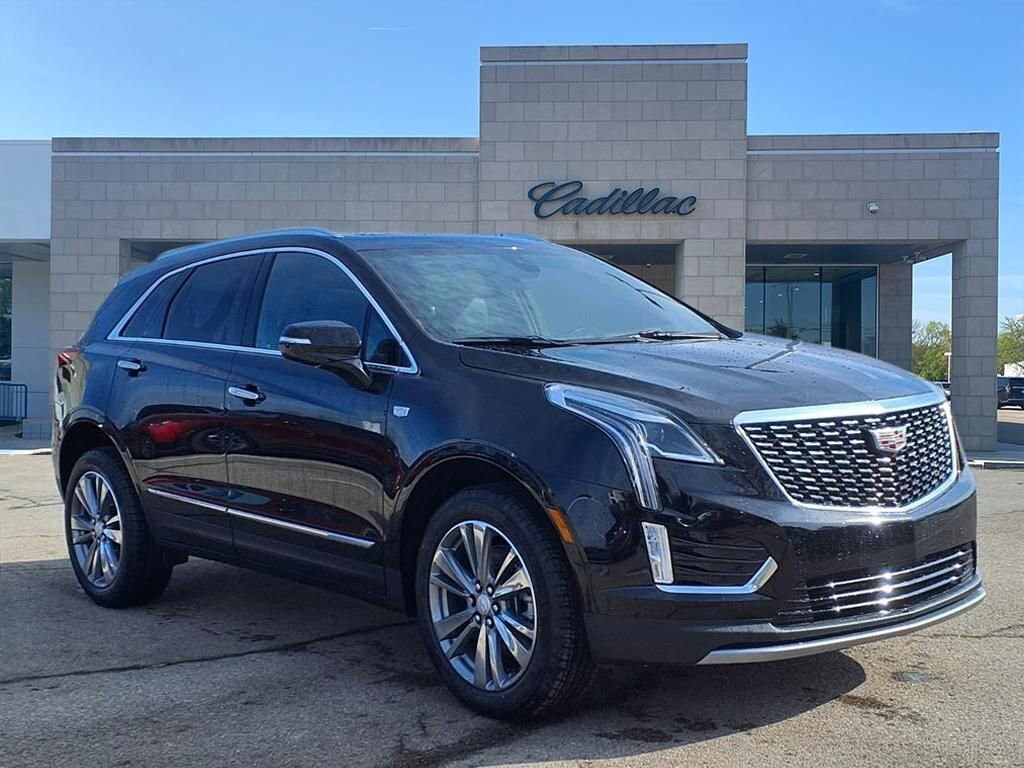 New 2026 CADILLAC XT5 Premium Luxury SUV