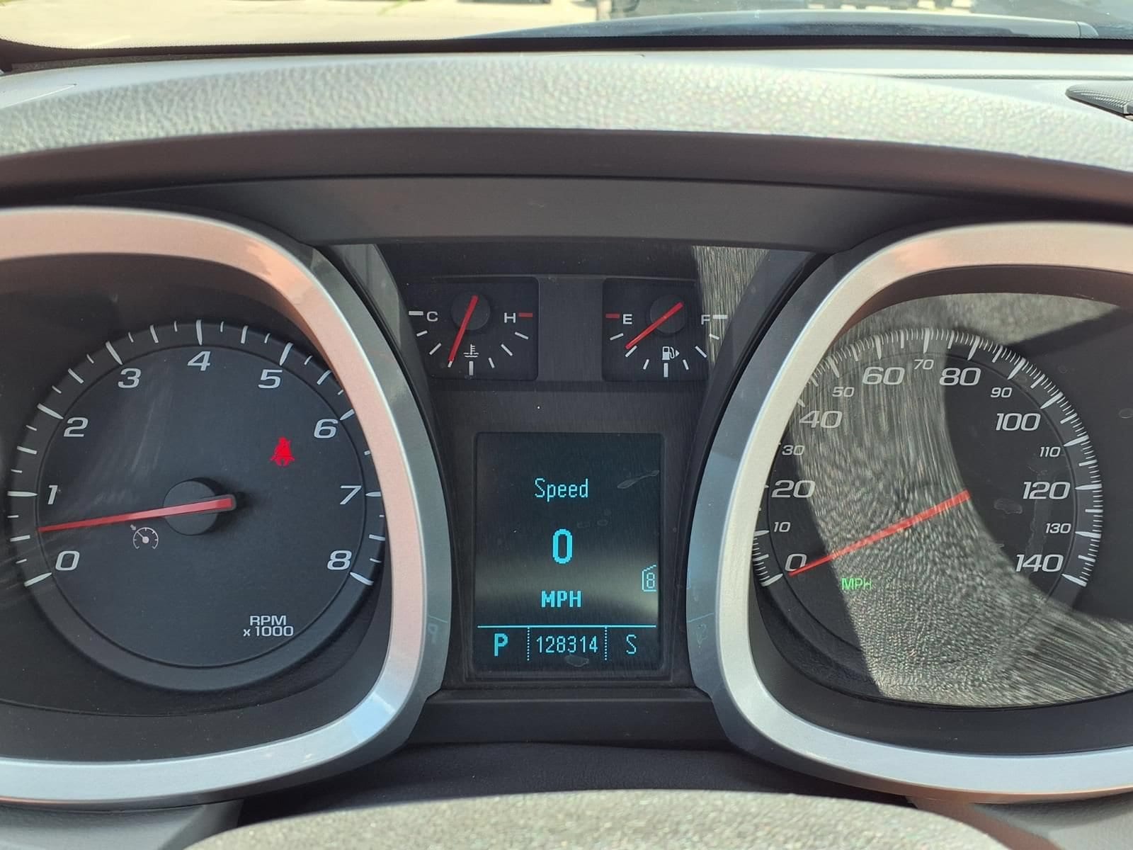 Thumbnail: 2010 Chevrolet Equinox - 19