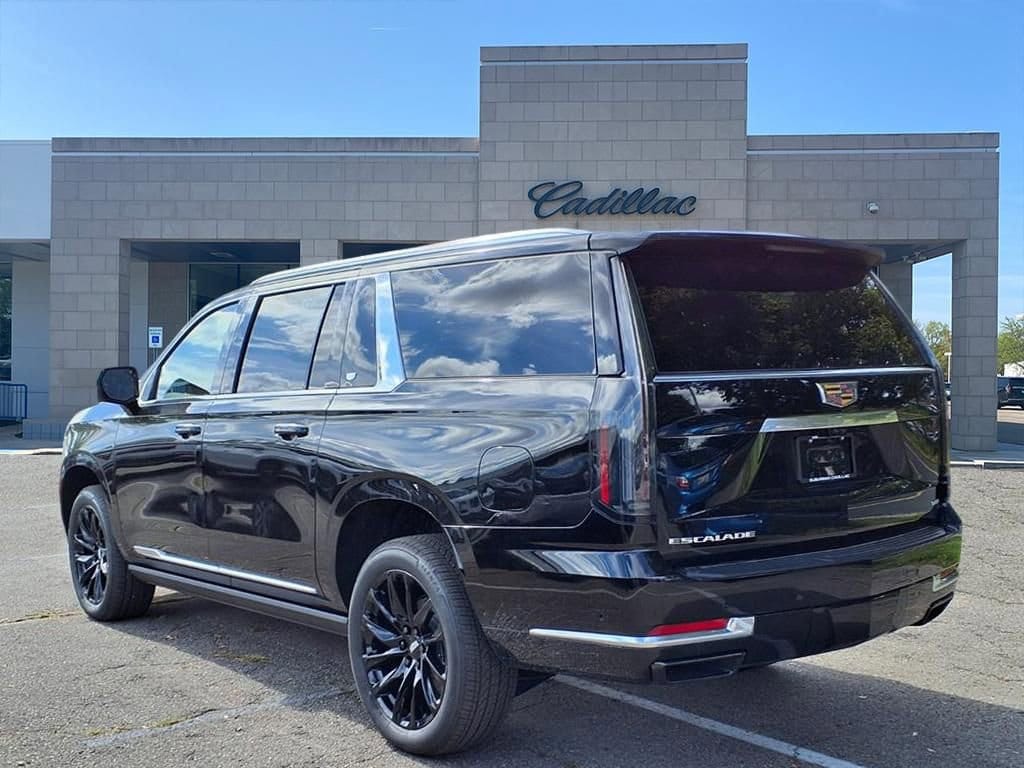 Thumbnail: 2026 Cadillac Escalade - 6