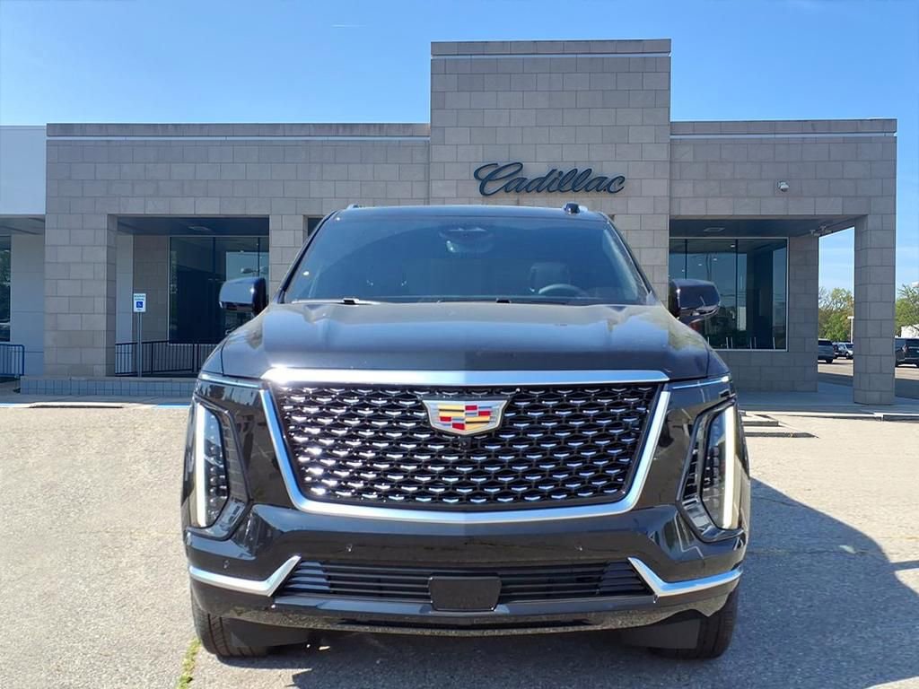 2026 Cadillac Escalade Luxury photo 2