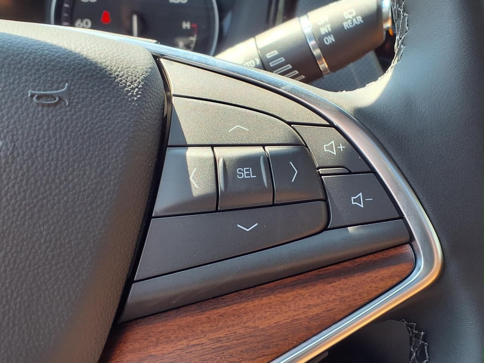 Thumbnail: 2026 Cadillac XT5 - 20