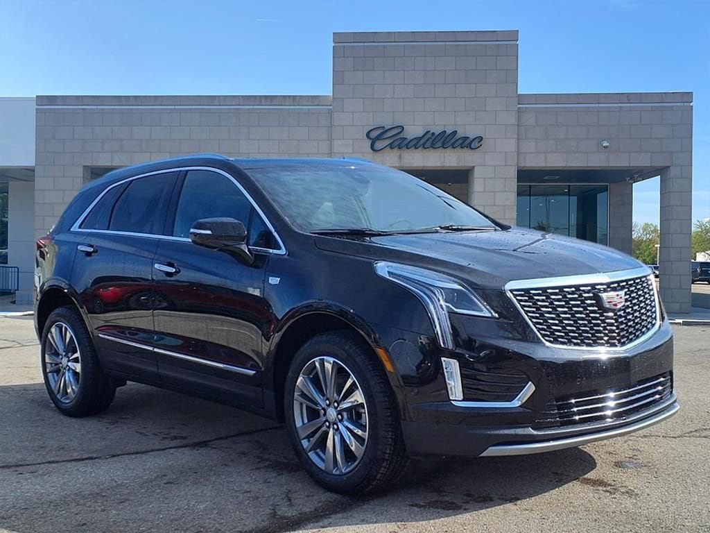 New 2026 CADILLAC XT5 Premium Luxury SUV