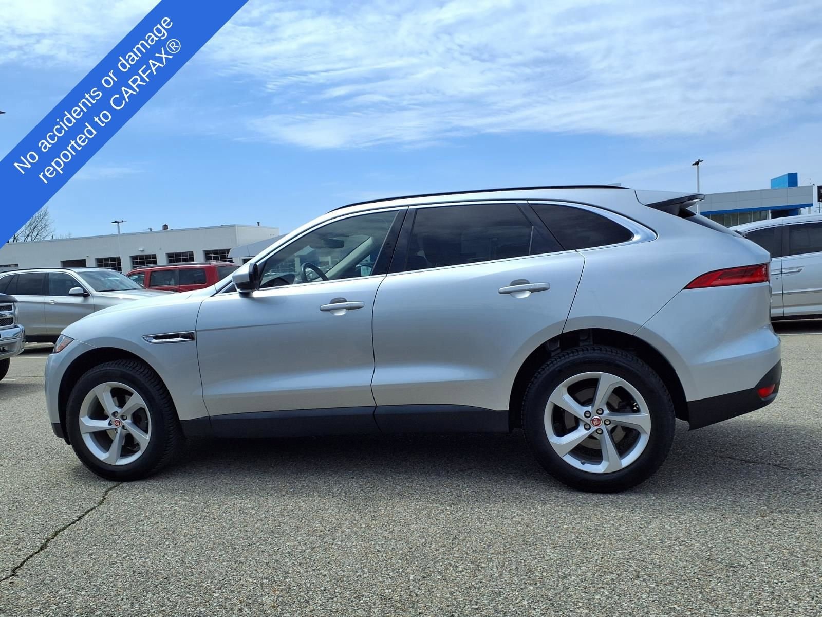 Thumbnail: 2019 Jaguar F-Pace - 9