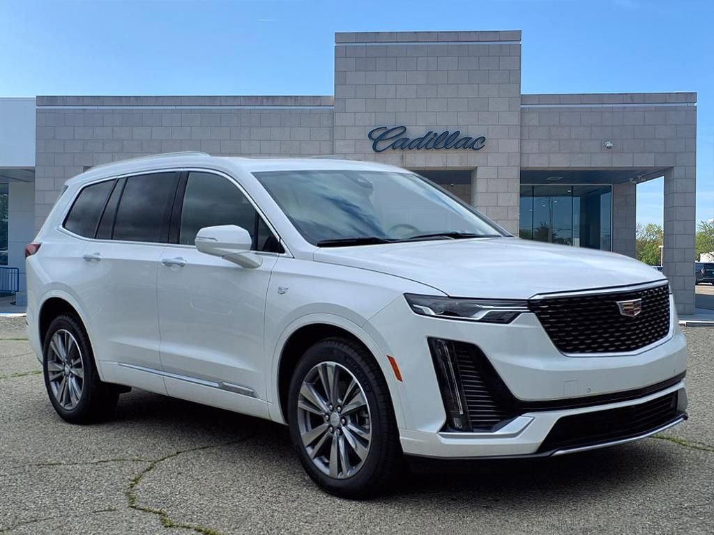 2025 Cadillac XT6 Premium Luxury photo 2