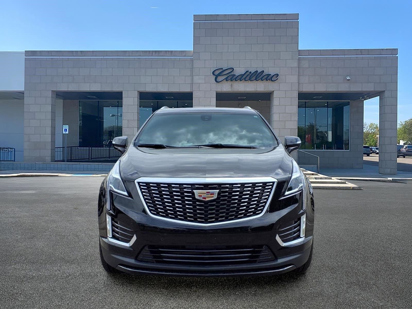 Thumbnail: 2026 Cadillac XT5 - 2