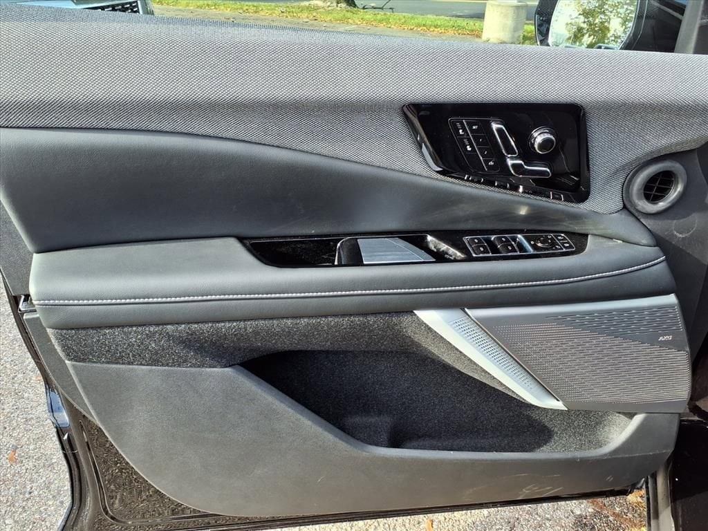 Thumbnail: 2026 Cadillac Optiq - 12