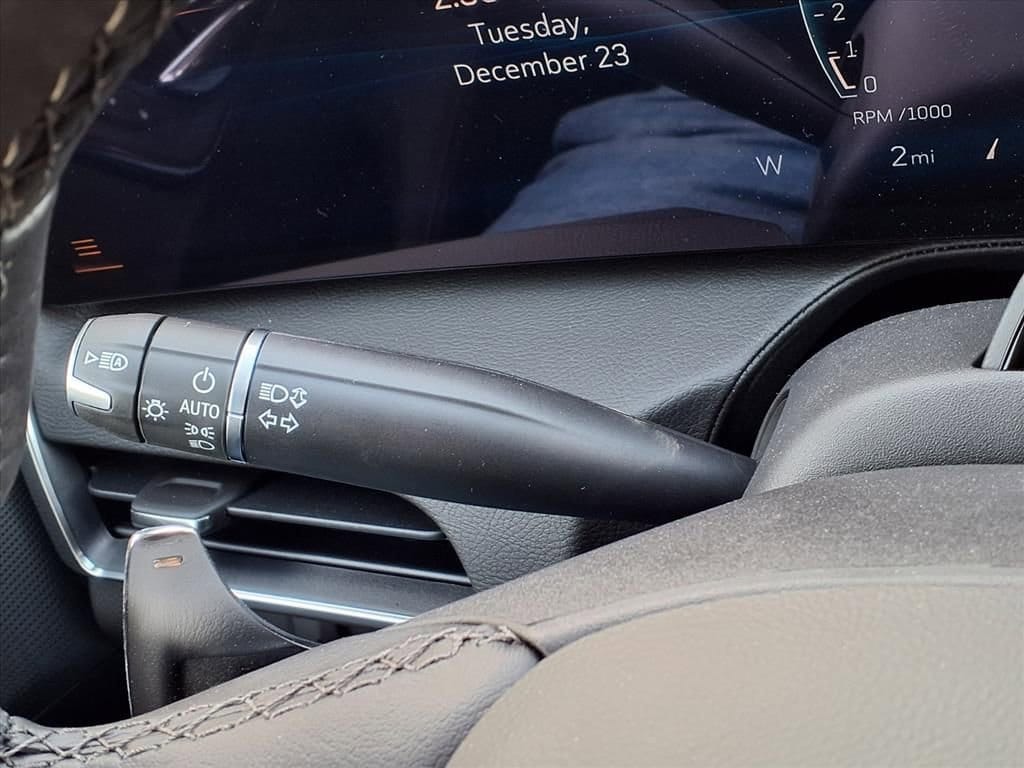 Thumbnail: 2026 Cadillac CT5 - 18