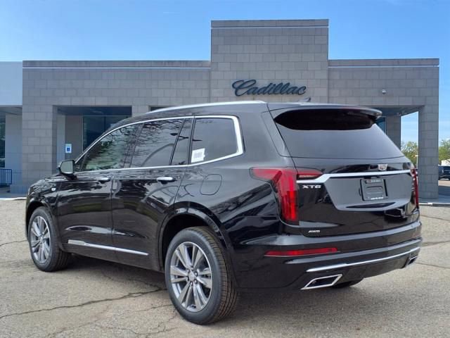 Thumbnail: 2025 Cadillac XT6 - 6