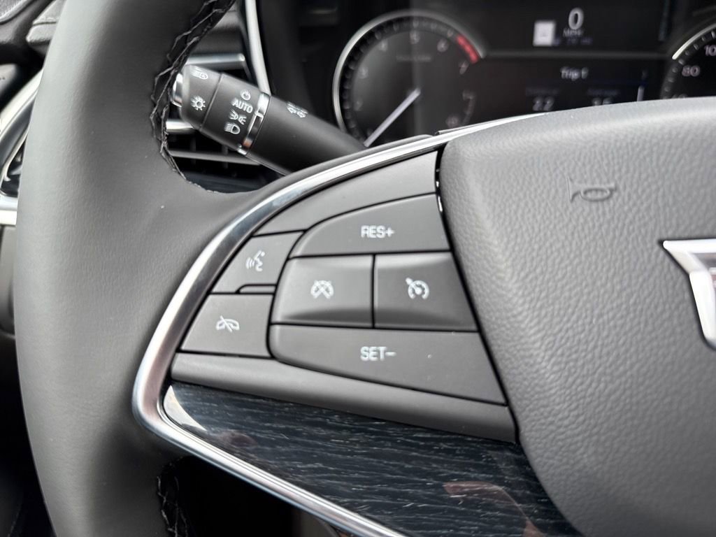 Thumbnail: 2025 Cadillac XT5 - 22