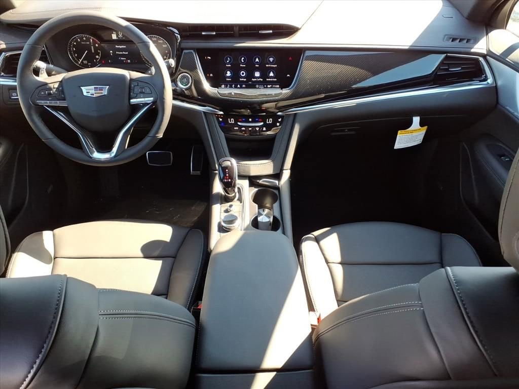 Thumbnail: 2025 Cadillac XT6 - 9