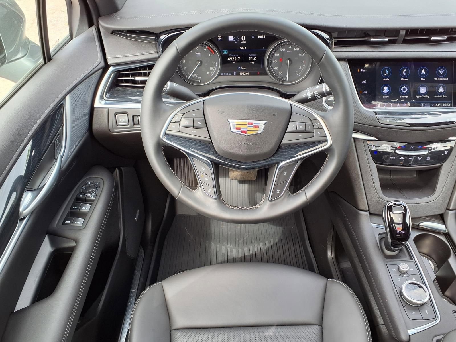 Thumbnail: 2026 Cadillac XT5 - 11