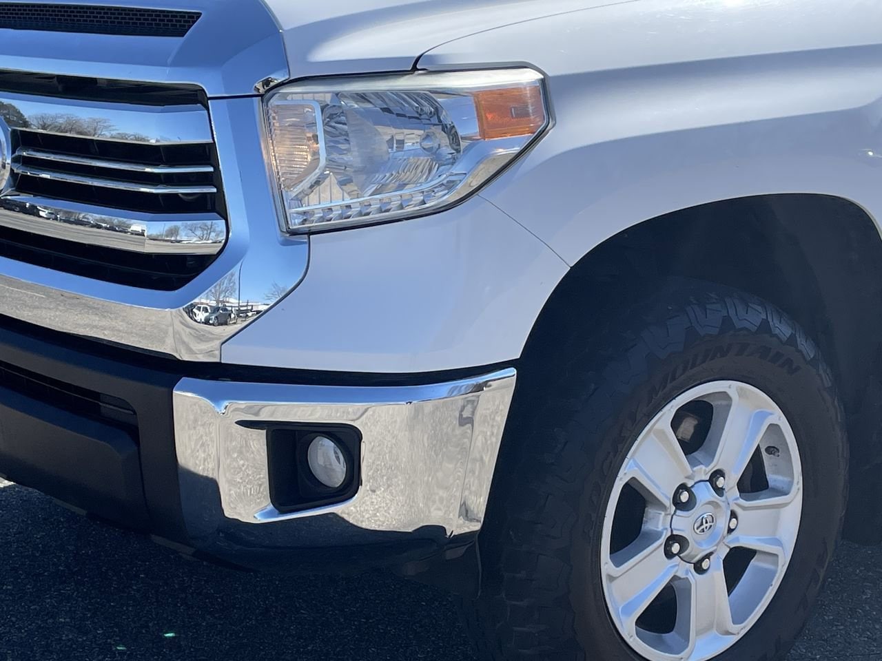 Thumbnail: 2016 Toyota Tundra - 34