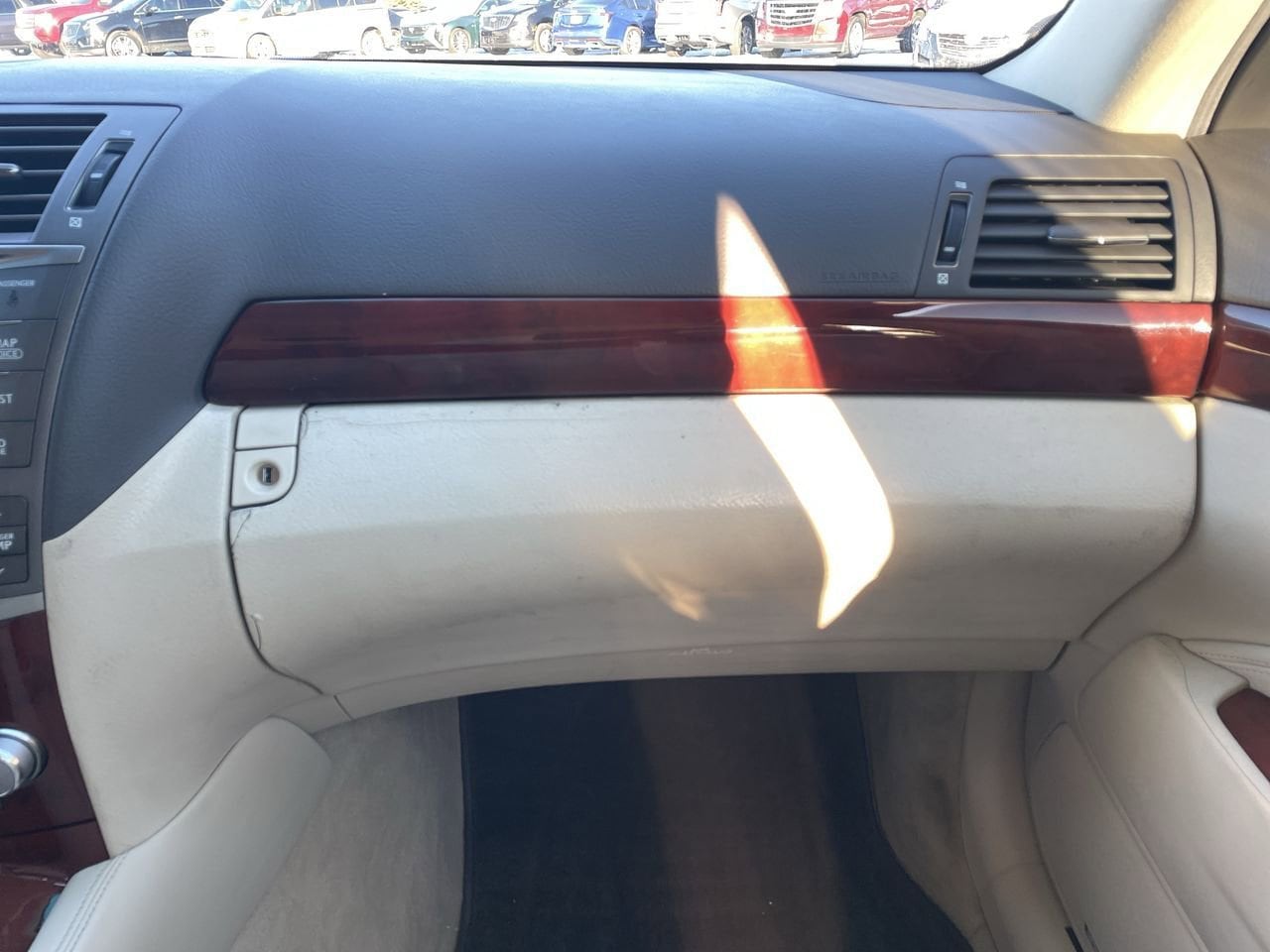 Thumbnail: 2012 Lexus LS - 16