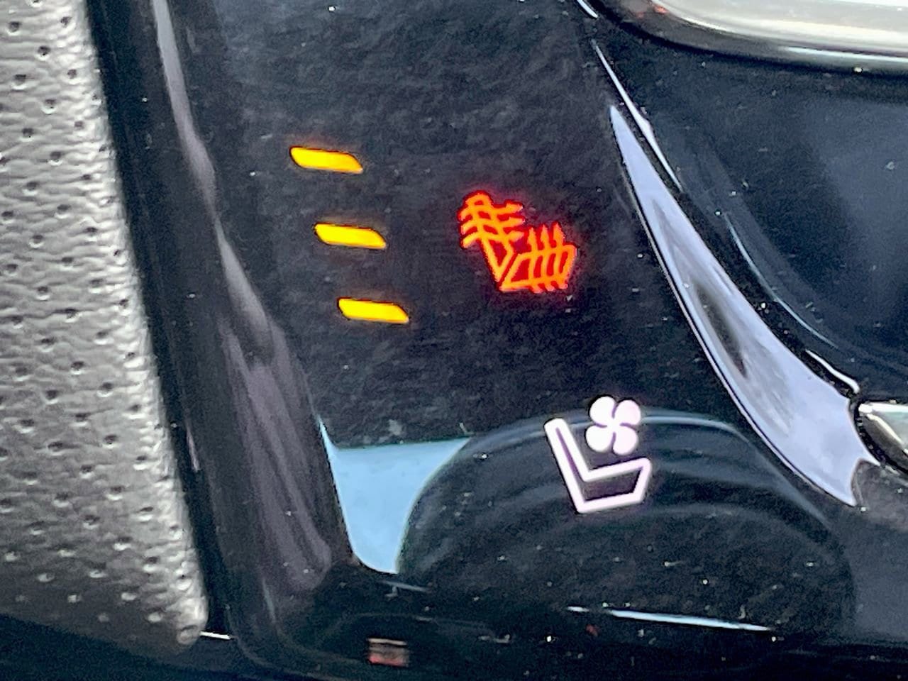 Thumbnail: 2013 Cadillac XTS - 23